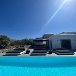 Black And White Villas Ftelia - Mykonos